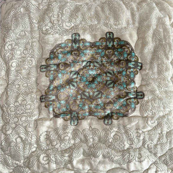 Anthropologie pair (2) Euro shams - Picture 12 of 12